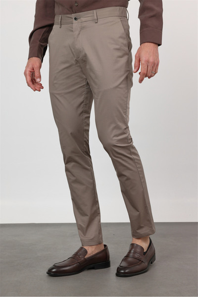 İmza Βαμβακερό παντελόνι chino με πλαϊνή τσέπη σε στενή γραμμή 1003260168