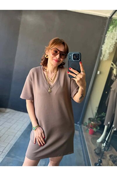 Kokoş Kadını KAHVE V YAKA ELBİSE