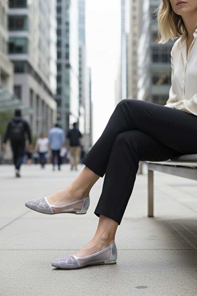 By Yağlıoğlu Κομψές μπαλαρίνες με πέτρινη λεπτομέρεια ekc2027