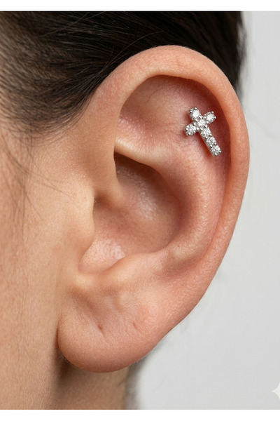 kurukafagift Taşlı Haç Piercing Helix 8 mm
