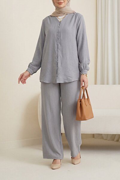 Caddebostan Moda Γυναικείο κοστούμι με στρογγυλή λαιμόκοψη και κουμπιά, παντε...