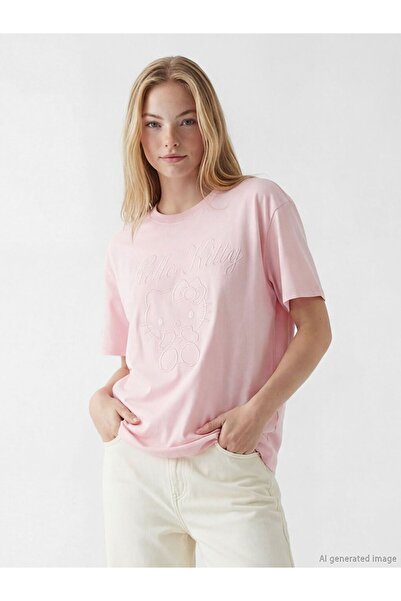 LC Waikiki XSIDE Hello Kitty Nakışlı Oversize Kadın Tişört