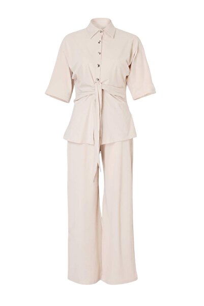 Συλλογή Trendyol Σετ Πλεκτό Πάνω και Κάτω Μέρος με Λεπτομέρεια Δέσιμο στο Για...