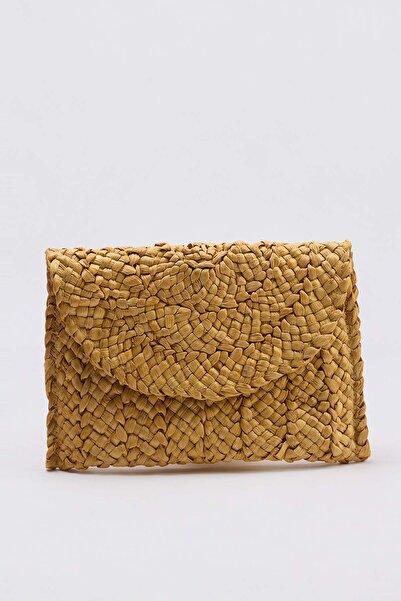 TRENDYOL SHOES Γυναικεία τσάντα Clutch & Portfolio από ψάθα σε χρώμα Camel, μ...