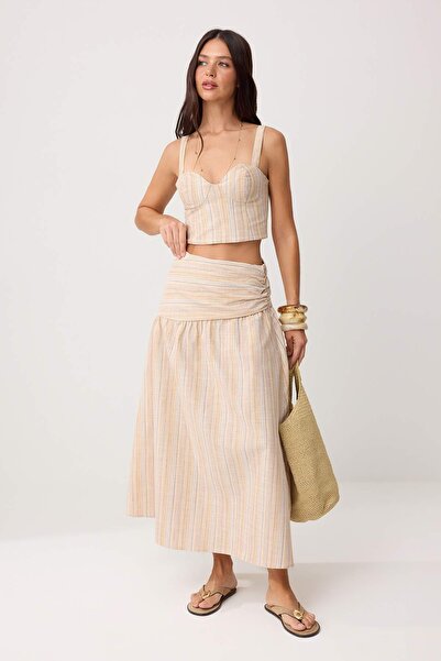 Συλλογή Trendyol Πολύχρωμη γκλίτερ ριγέ μπλούζα και φούστα - Σετ δύο τεμαχίων...