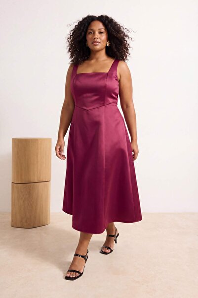 Trendyol Curve Φούξια Σατέν Υφαντό Φόρεμα Μεγάλου Μεγέθους TBBSS25AH00236