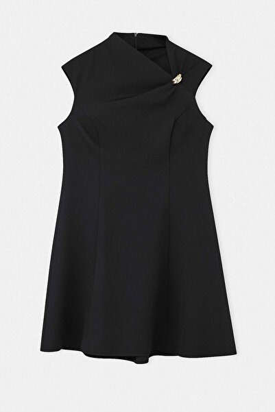 Trendyol Curve Μαύρο υφαντό φόρεμα μεγάλου μεγέθους Finike TBBSS26AH00168