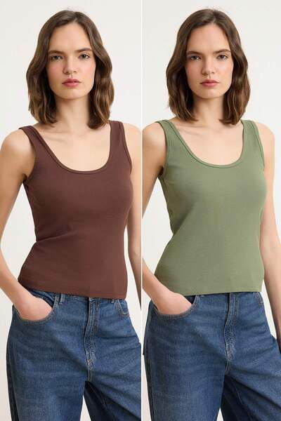 Συλλογή Trendyol Καφέ-Χακί Εφαρμοστό/Στενό Πλεκτό Τοπ με Λαιμόκοψη Pool Neck,...