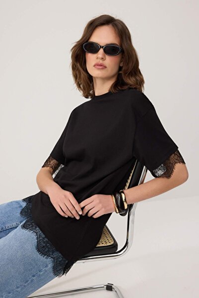 Συλλογή Trendyol Μαύρο κοντομάνικο πλεκτό μπλουζάκι με κανονική εφαρμογή και ...