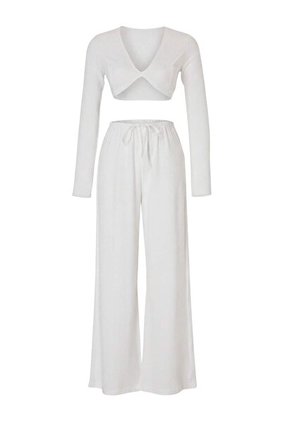 Συλλογή Trendyol Εκρού Πλεκτό Μακρυμάνικο Σετ Παντελόνι Μπλούζα Παραλίας με λ...