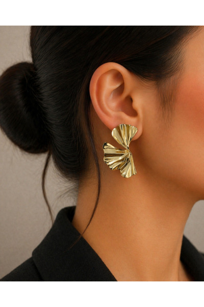 AltıntaşAksesuar Vintage Gold Framed Leaf Form Dangle Earrings