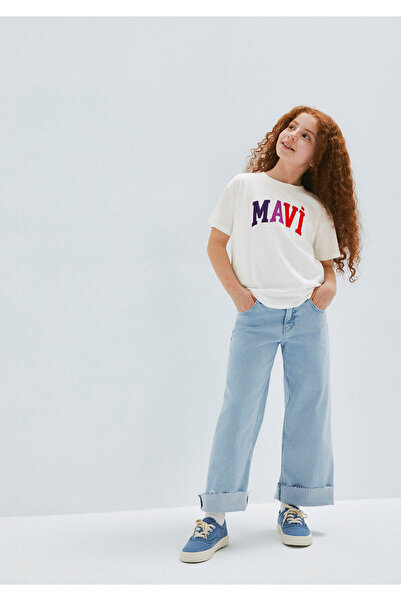 Mavi Ecru-T-Shirt mit Logo-Print, lockerer Schnitt / bequemer Schnitt 7610425...