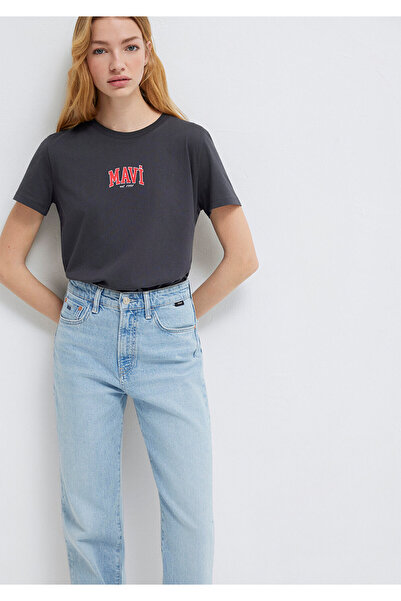 Mavi Anthrazitfarbenes T-Shirt mit Logo-Print, reguläre Passform 1613412-70087