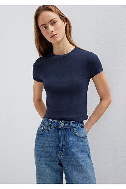 Mavi Navy Blue Basic Crop T-Shirt Crop / Short Cut 1600814-85315