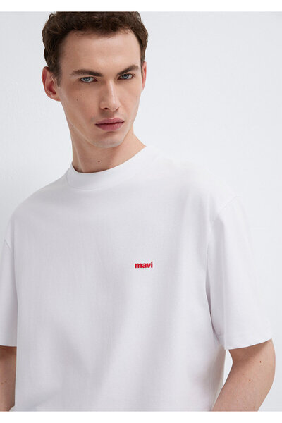 Mavi Weißes Basic-T-Shirt mit Logo-Print, lockere Passform / lockere, entspan...