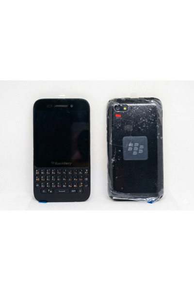 BlackBerry Q5 Tuşlu Cep Telefonu