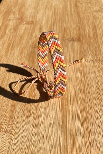 Chic Shoppine Chevron Friend Macrame Bracelet