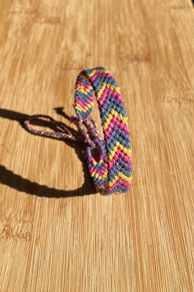 Chic Shoppine Chevron Friend Macrame Bracelet