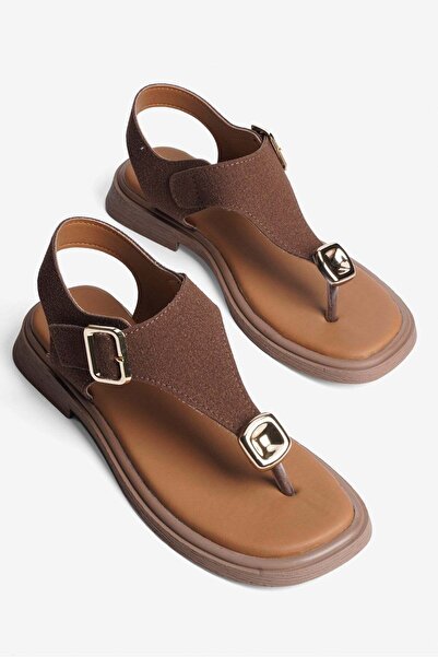 Mubiano Γυναικεία σουέτ σανδάλια σαγιονάρας με αγκράφα και χρυσή λεπτομέρεια ...