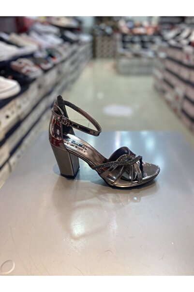 Hacıoğlu Ayakkabı Παπούτσια με τακούνι Punto