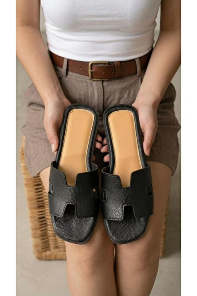 Beyond Γυναικείες μαύρες δερμάτινες παντόφλες με ανοιχτό μπροστινό μέρος και ...