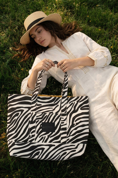 Kiba-Zebra Pattern Snap-On Casual Women's Casual Bag