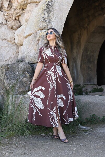 bytugcekaya Φόρεμα πουκάμισο με γιακά πόλο με μοτίβο καφέ