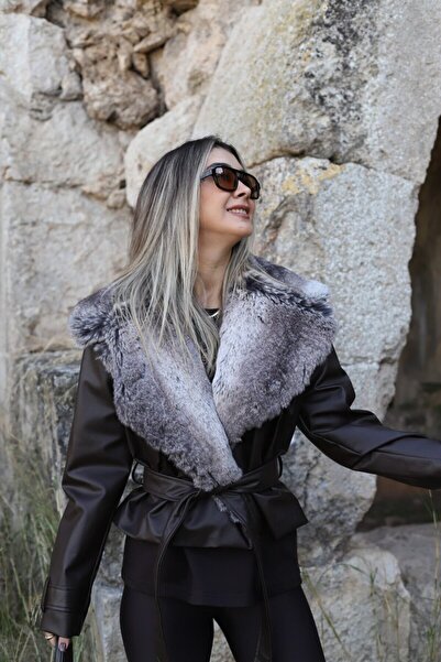 bytugcekaya Δερμάτινο μπουφάν με καφέ γιακά και σκούρο γούνινο δέρμα