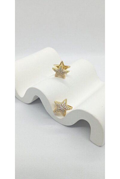 ndjewelry نجمة صغيرة بتفاصيل حجرية