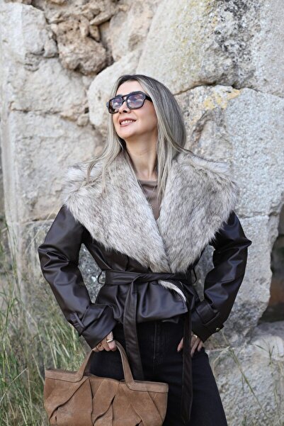 bytugcekaya Δερμάτινο μπουφάν με γούνινο γιακά καφέ