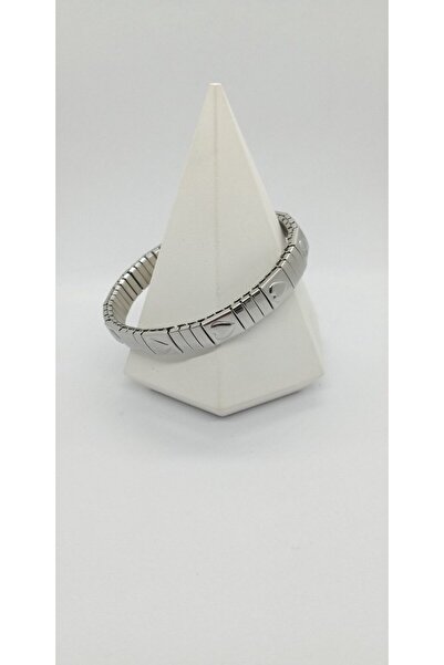 ndjewelry سوار مرن على شكل قلب فضي اللون