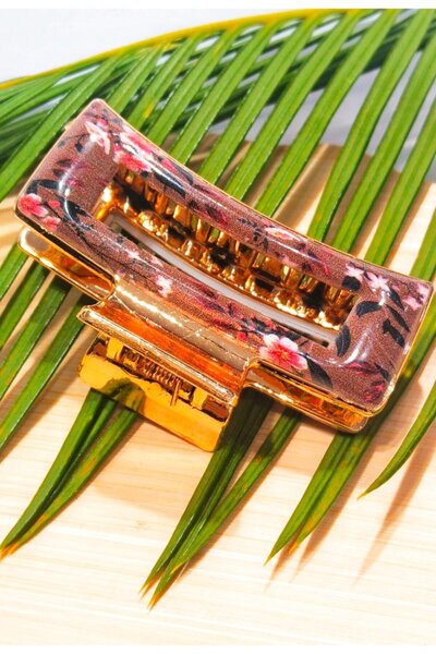 Monalisa Home Luxurious and Flamboyant Colored Clasp