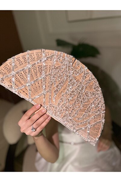 Bridal Luxe فانوس العروس من فيلين + تصميم