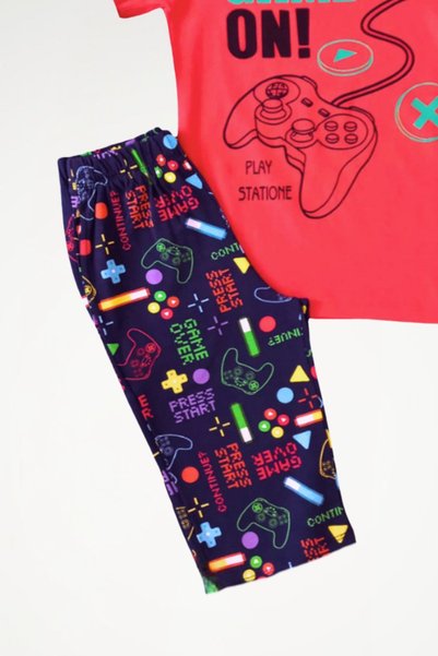 Newteam Desenli Kısa Kolu Kapri Pantolonlu Erkek Çocuk Pijama Takımı, 5 Yaş, Pembe