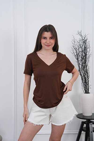 penyebizden Μπλουζάκι με λαιμόκοψη από βισκόζη-Καφέ