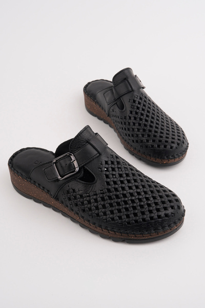 Deripabuc Γυναικείες δερμάτινες παντόφλες από γνήσιο δέρμα σε μαύρο χρώμα DP8...