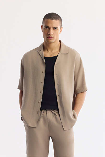 Avva Men's Beige Apaj Collar Soft Touch Short Sleeve Oversize Fit Shirt A51Y2006