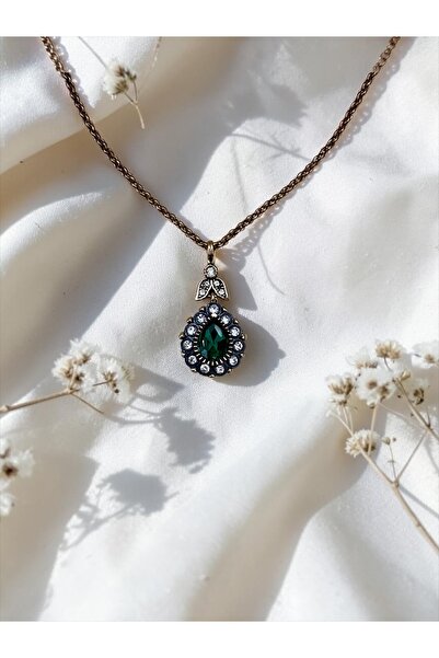 FAYRA ACCESSORIES Zircon Stone Water Drop Necklace
