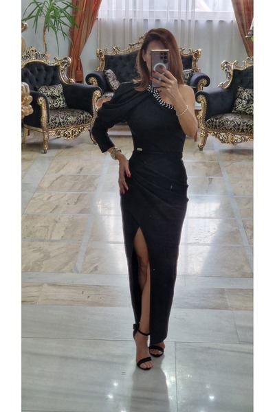 OEM Μαύρο Φόρεμα με Έναν Ώμο και Στρας – Κομψό Ασύμμετρο Βραδινό Φόρεμα για Γ...