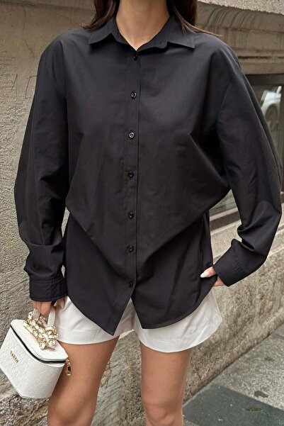 XXL BUTİK Γυναικείο μαύρο πουκάμισο oversize με μακριά μανίκια, σχέδιο μοντέλ...