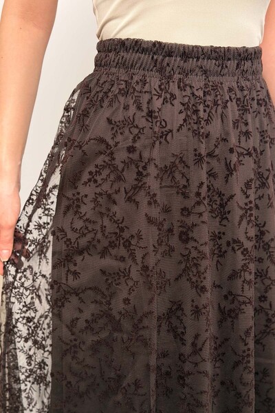 XXL BUTİK Γυναικεία φούστα με καφέ επένδυση από τούλι και λεπτομέρεια στη μέσ...