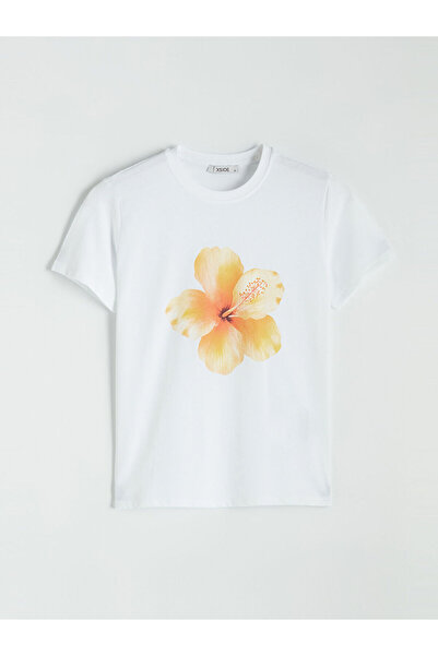 LC Waikiki Nevavm Farkıyla Xside White Oval Collar Printed Women's T-Shirt - ...