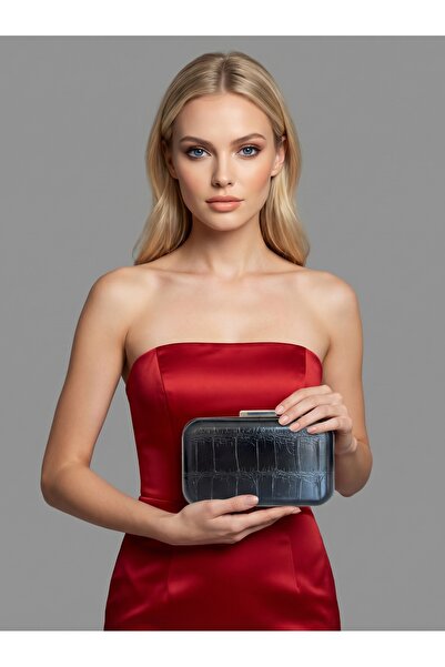 Biçanta Μαύρο χρώμα με ασημί λεπτομέρεια και χοντρό σχέδιο κροκόδειλου Γυναικ...