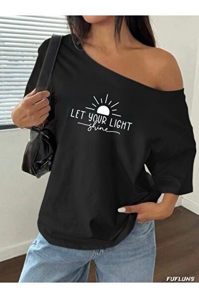 FUFLUNS Γυναικείο μπλουζάκι με λαιμόκοψη καγιάκ, με στάμπα  "LET YOUR LIGHT B...