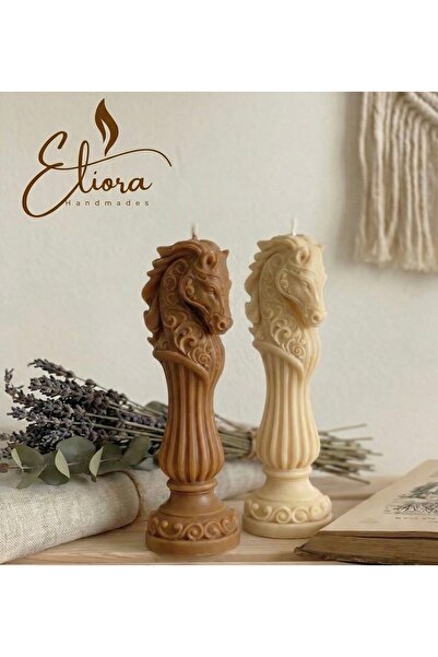 Eliora El Yapımı Soya Mum – At Figürlü Dekoratif Mum (Krem Bej