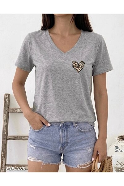 FUFLUNS ΓΥΝΑΙΚΕΙΟ ΜΠΛΟΥΖΑΚΙ OVERSIZE ΜΕ ΣΤΑΜΠΑ ΚΑΡΔΙΑΣ ΛΕΟΠΑΡ ΚΑΙ ΛΑΜΒΑΝΟΜΕΝΟ...