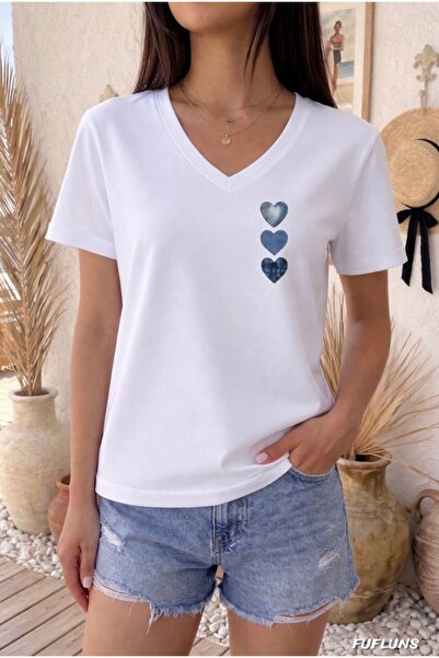 FUFLUNS ΜΙΝΙ ΤΖΙΝ ΚΑΡΔΙΕΣ ΜΕ ΣΤΑΜΠΑ ΓΥΝΑΙΚΕΙΟ OVERSIZE T-SHIRT ΜΕ ΛΑΙΜΟΚΟΨΗ V