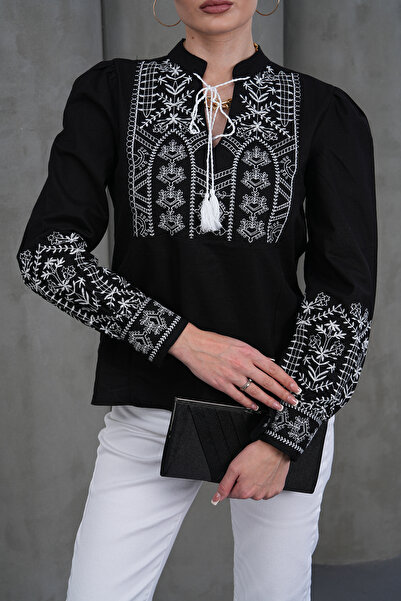 FancyWorld Βαμβακερή μπλούζα με κορδόνι στο λαιμό, φούντες και κέντημα