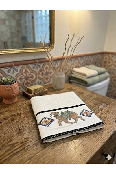 Ahşap Evi 100% βαμβακερή πετσέτα χεριών και προσώπου με κεντημένη φιγούρα καμ...