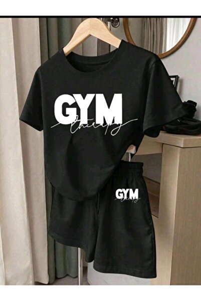 DİVİN GYM Σετ με στάμπα oversize, μαύρο σορτς και μπλουζάκι